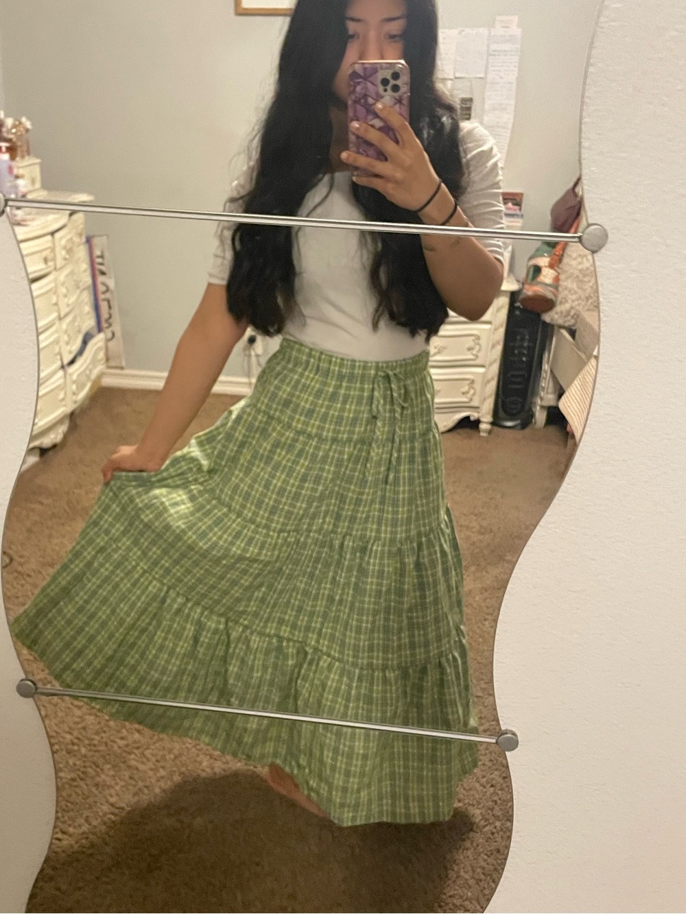 Women’s Green Plaid Tiered Maxi Skirt - Picture 3 of 4